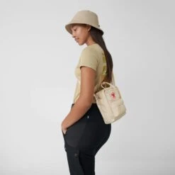 FJÄLLRÄVEN KÅNKEN SLING Unisex - Umhängetasche -FJÄLLRÄVEN Verkäufe 5637944317 g kanken sling fjaellraeven 24