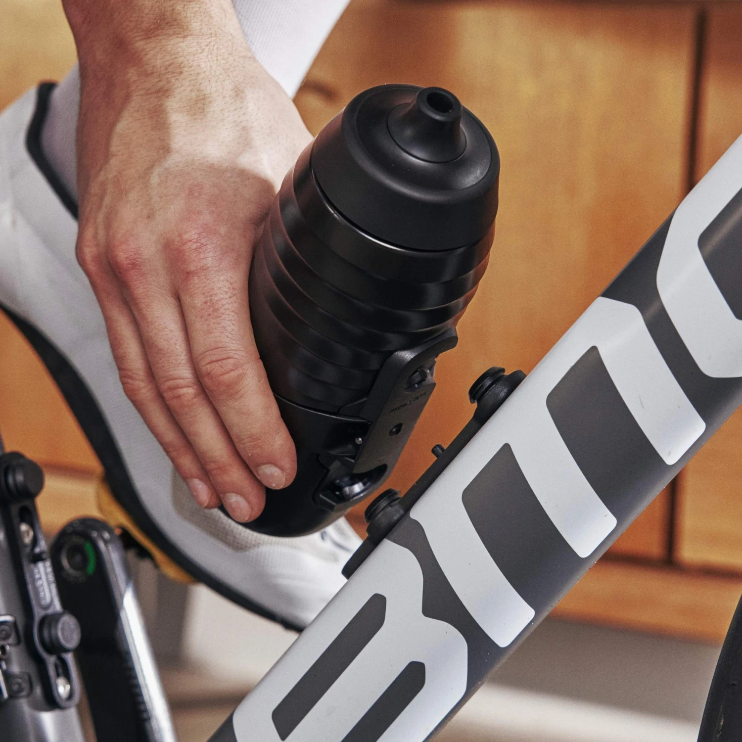 Fidlock TWIST X KEEGO BOTTLE 600 + BIKE BASE - Fahrradzubehör – Bild 8